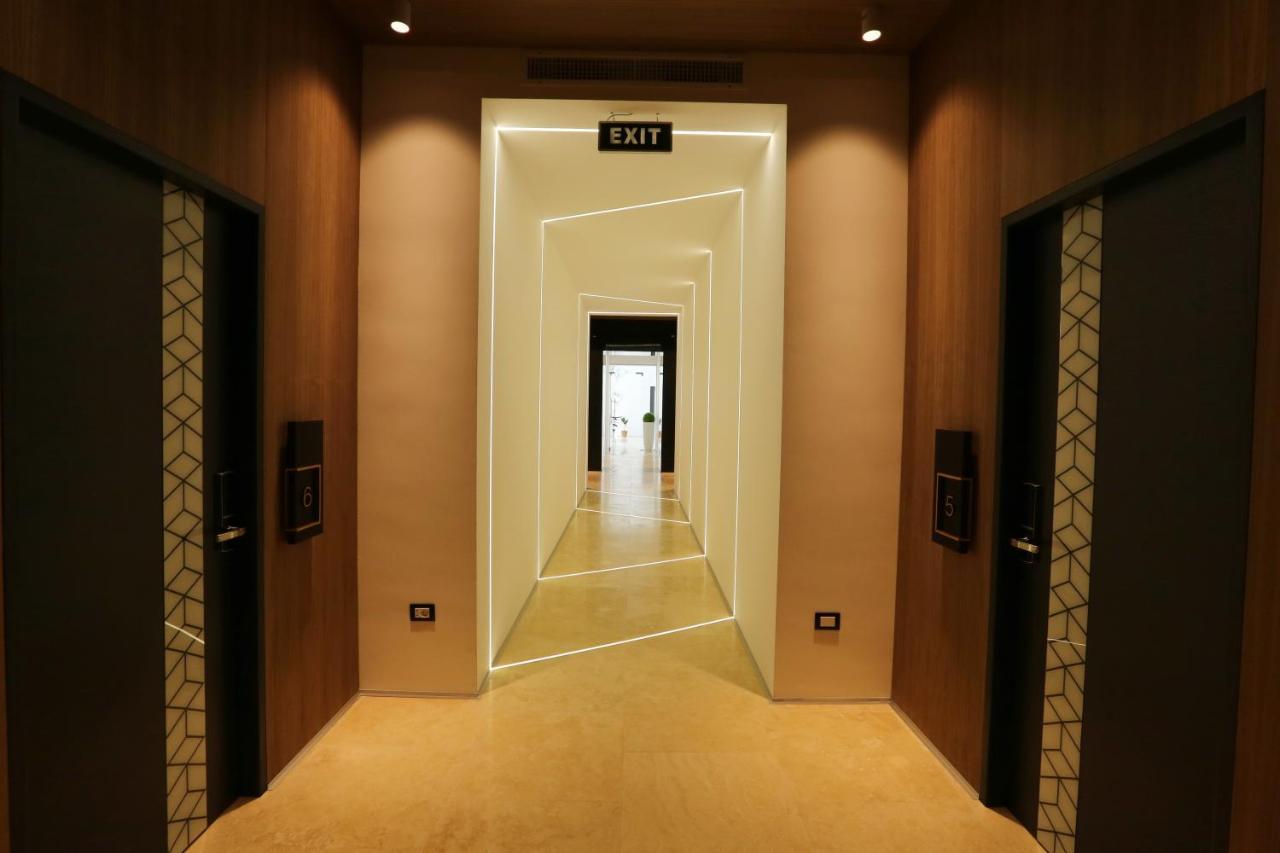 Valentino Rooms Focşani Buitenkant foto